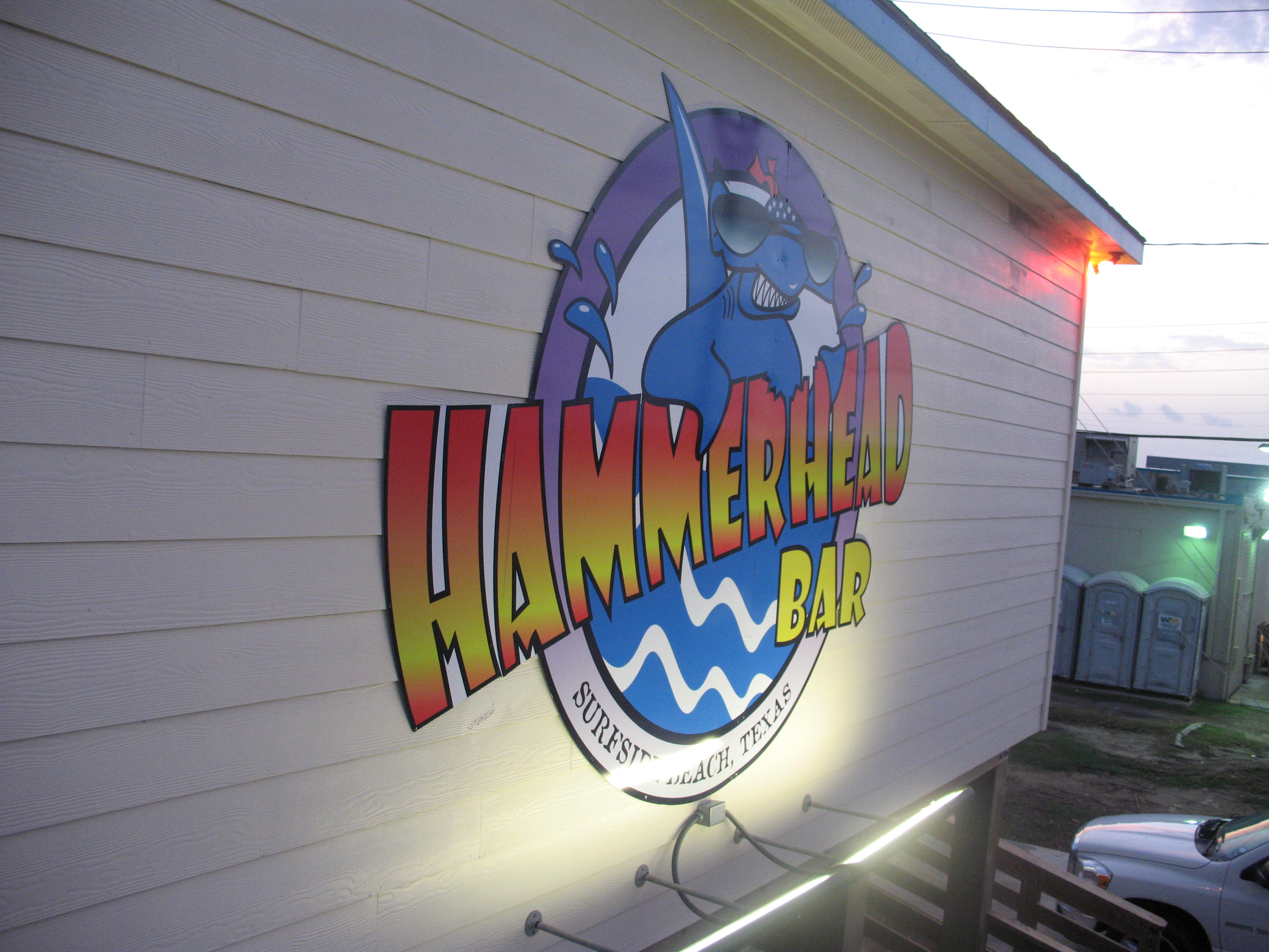 hammerhead222.jpg